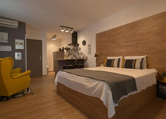 Glam Apartment *